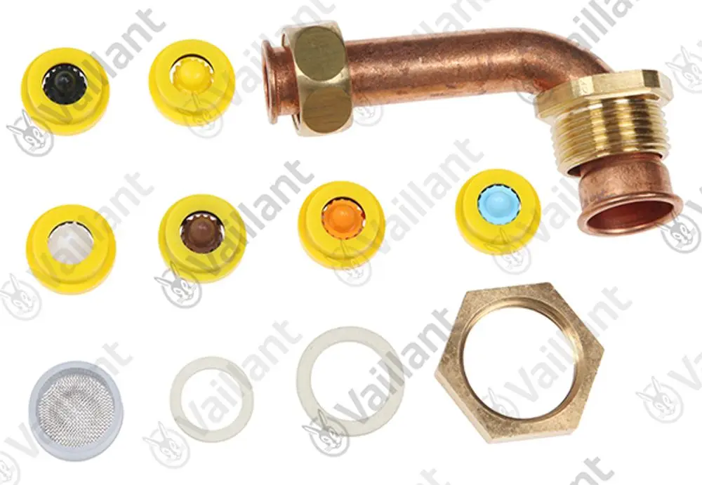 Vaillant Rohr mit verschiedenen Anschlussminen und Dichtungsringen, neben einem Kupferrohr mit Gewinde und einer Unterlegscheibe, auf hellem Hintergrund.